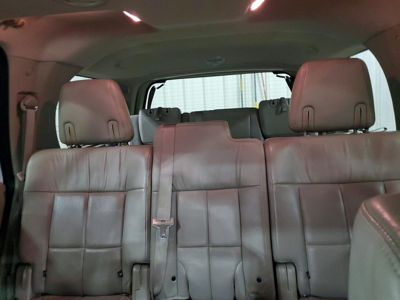 2012 LINCOLN NAVIGATOR photo 10