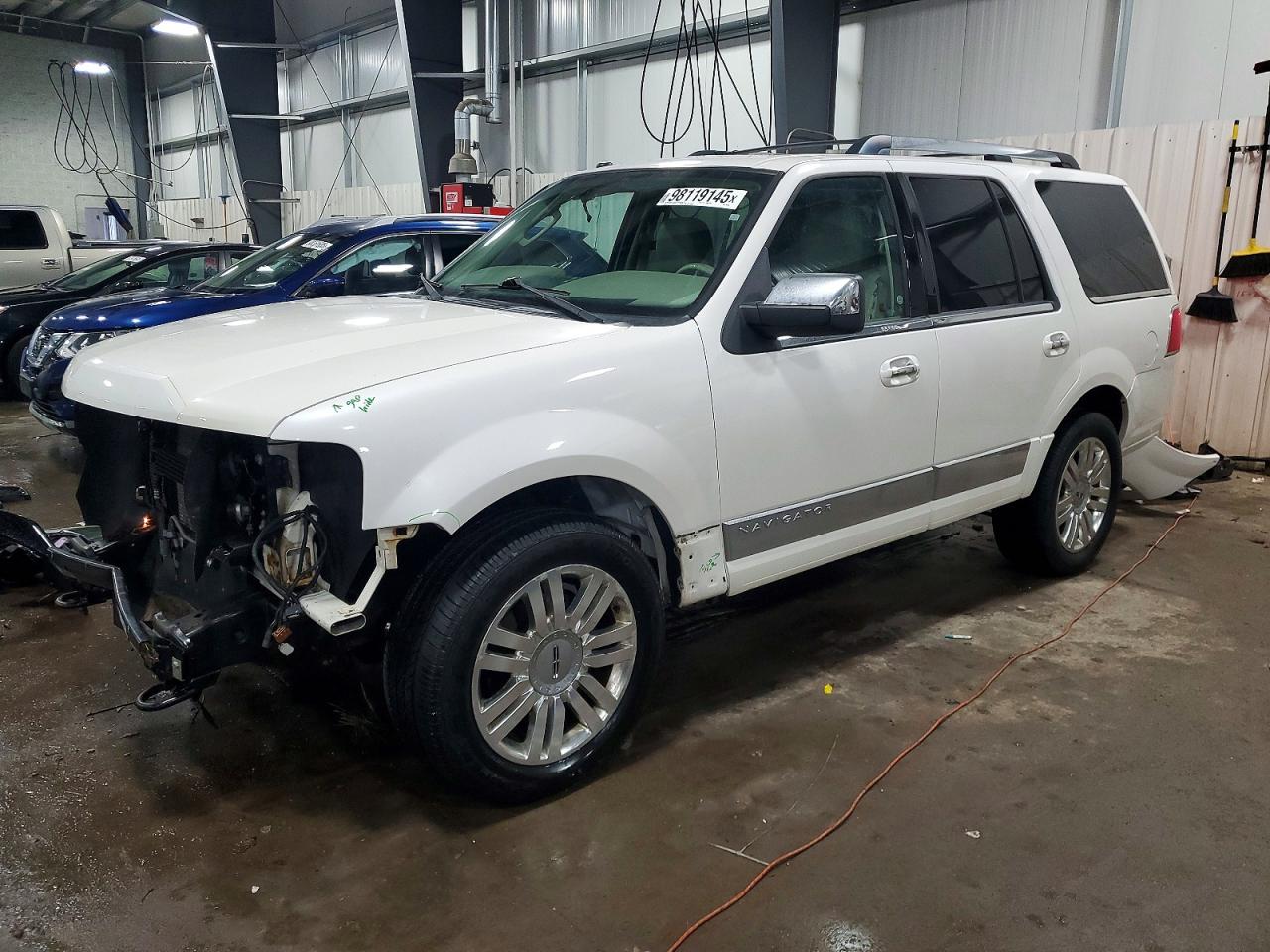 2012 LINCOLN NAVIGATOR