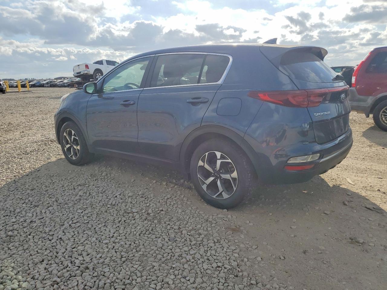 2020 KIA SPORTAGE LX photo 2