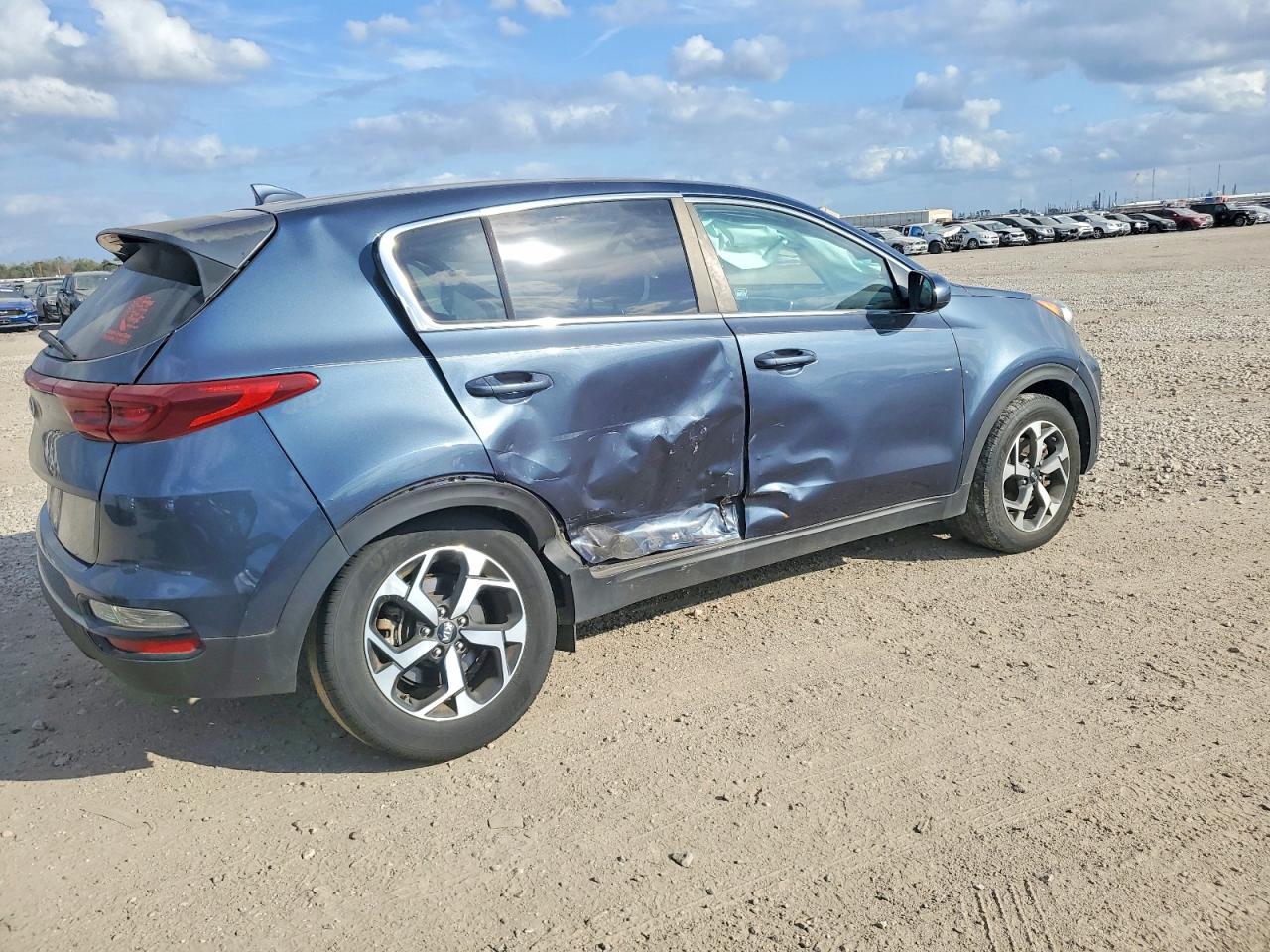 2020 KIA SPORTAGE LX photo 3