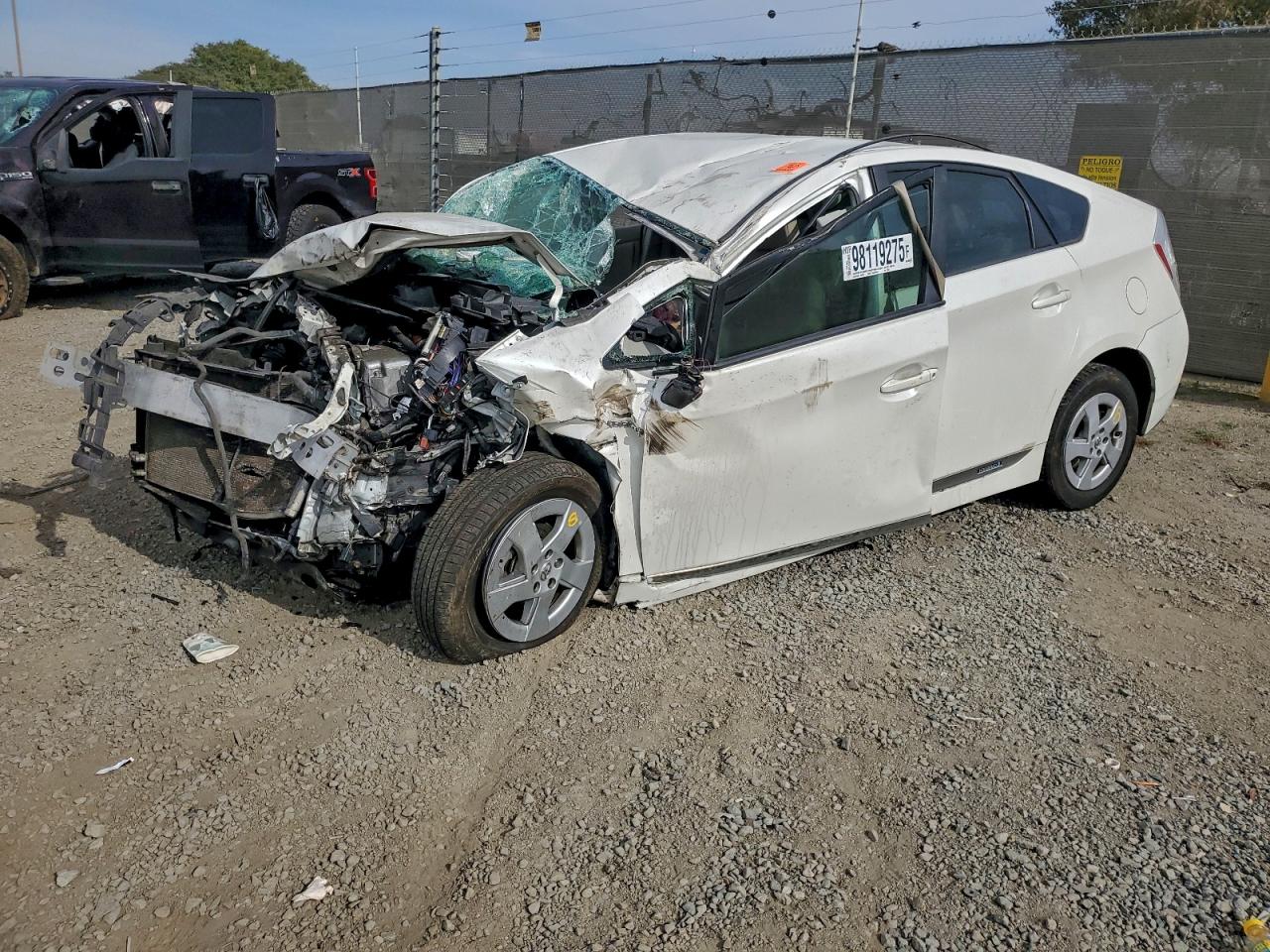 2011 TOYOTA PRIUS