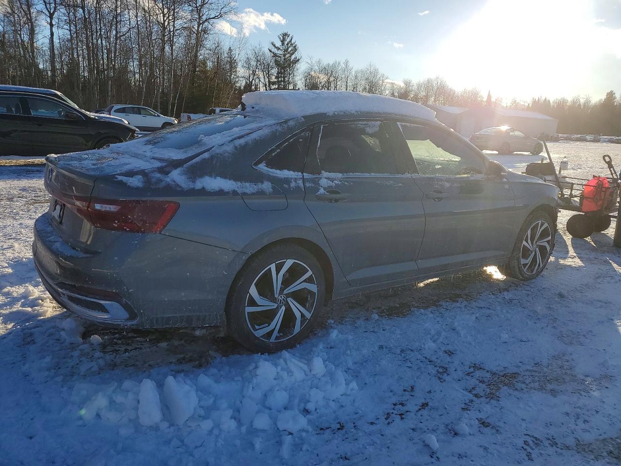 2025 VOLKSWAGEN JETTA SEL photo 3