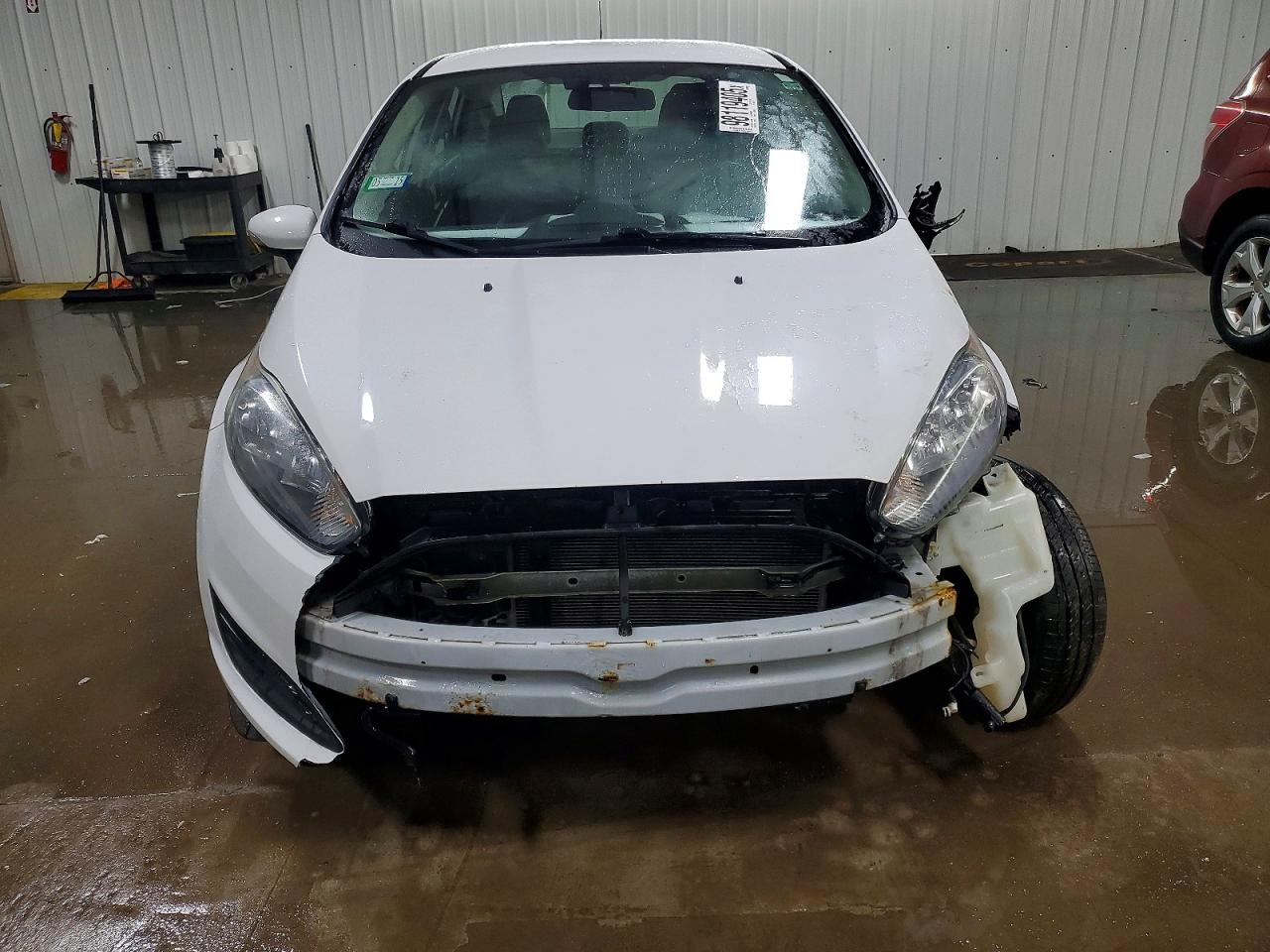 2015 FORD FIESTA SE photo 5