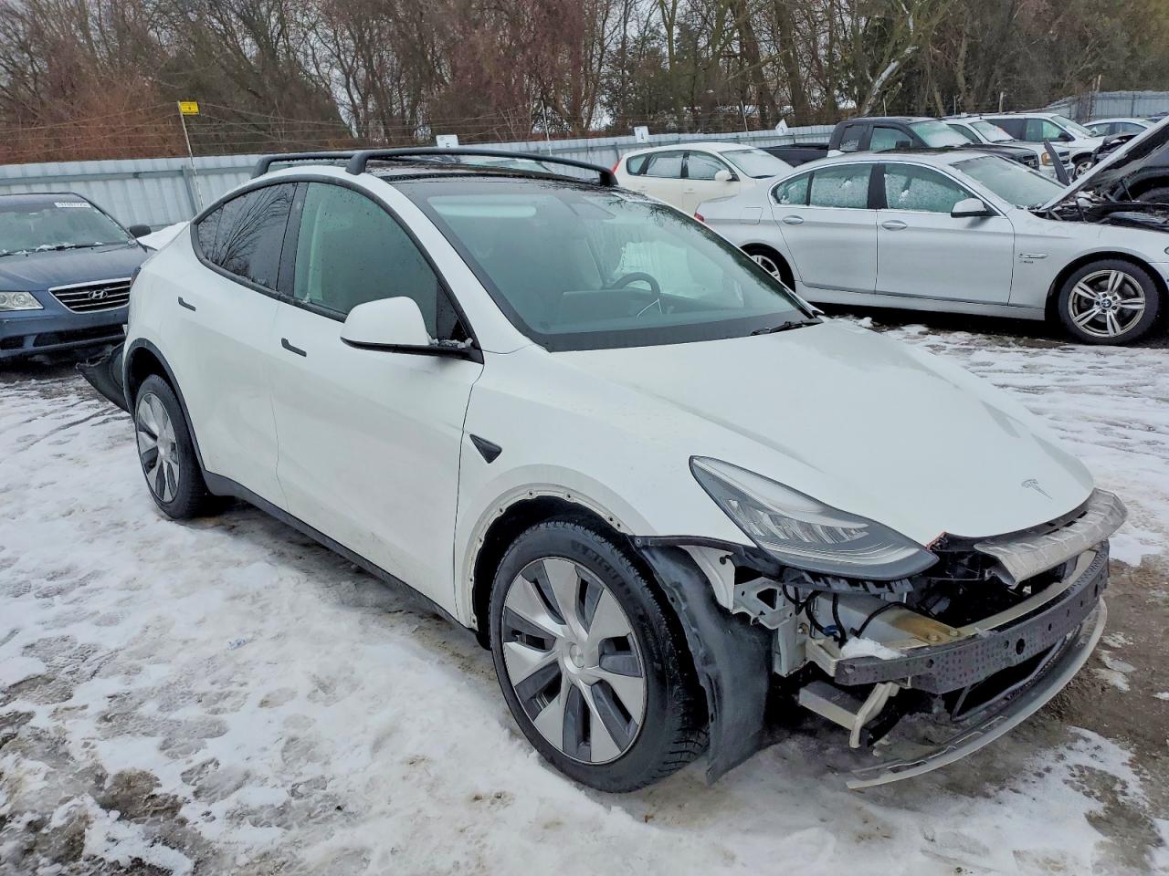 2021 TESLA MODEL Y photo 4