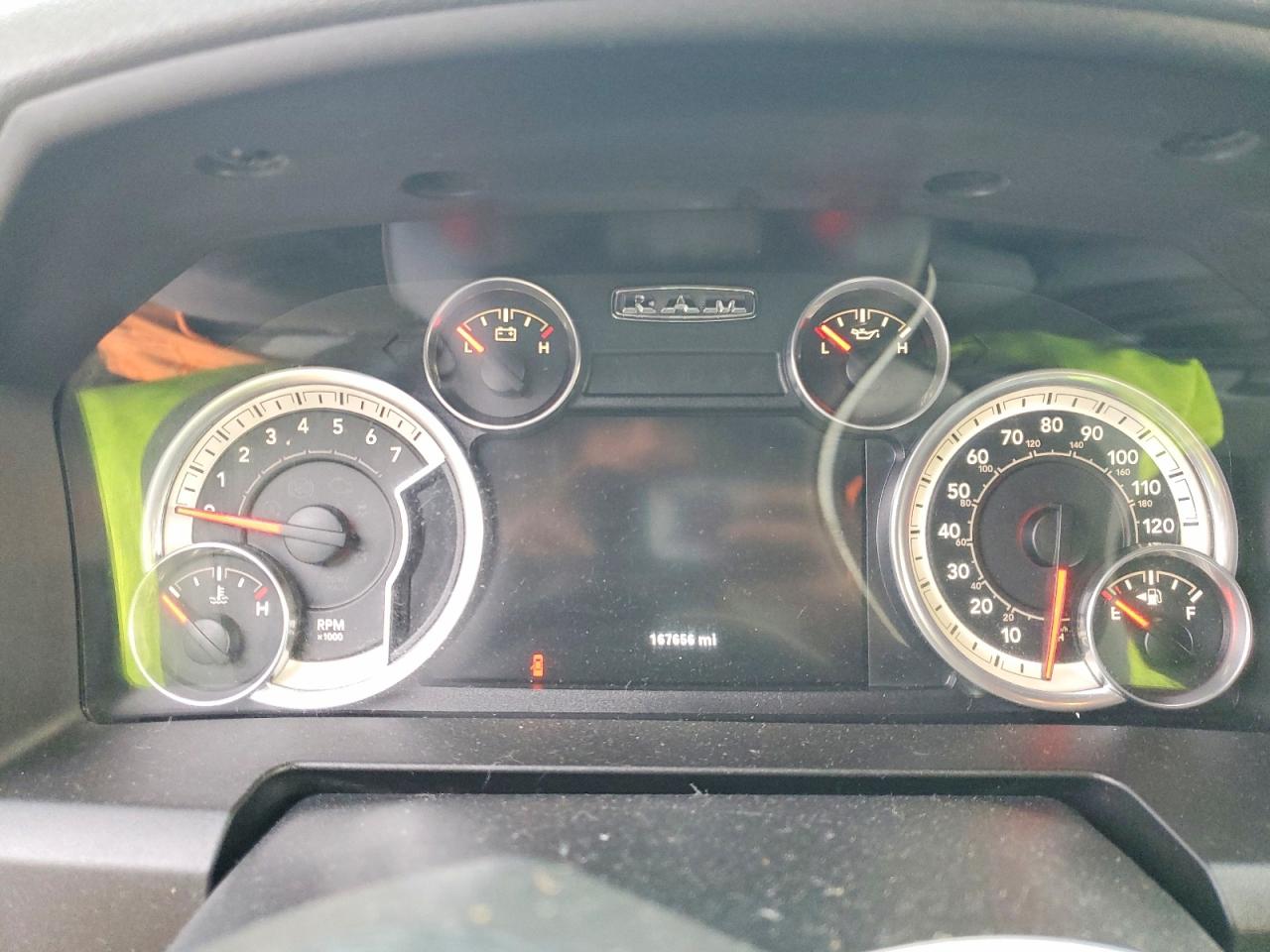 2014 RAM 1500 SLT photo 9