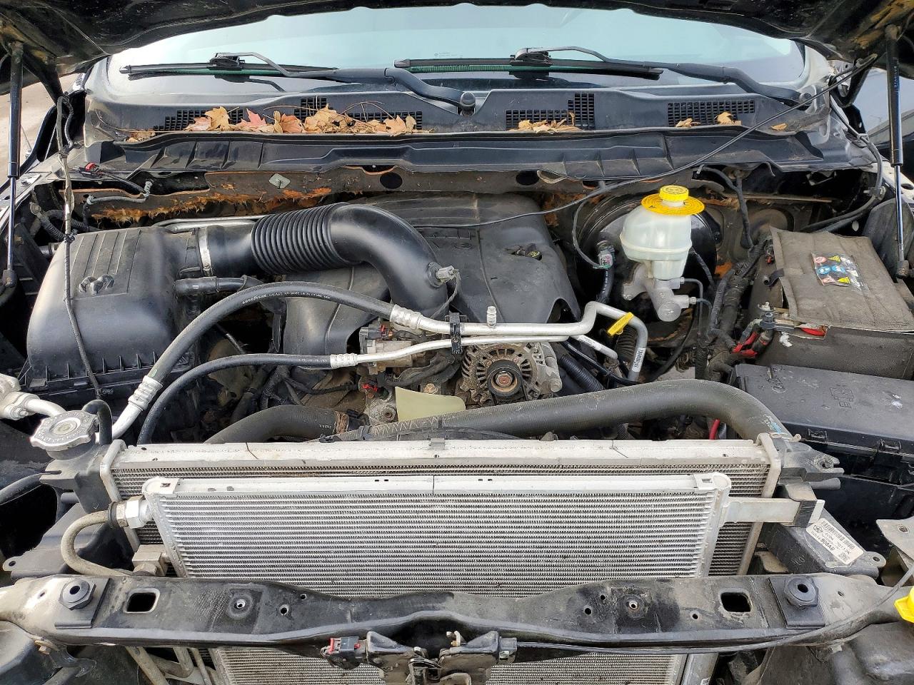 2014 RAM 1500 SLT photo 11