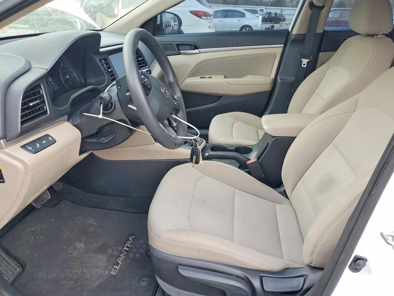2019 HYUNDAI ELANTRA SEL photo 7