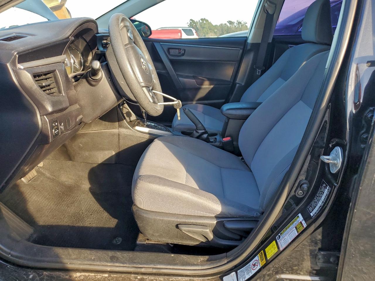 2016 TOYOTA COROLLA L photo 7