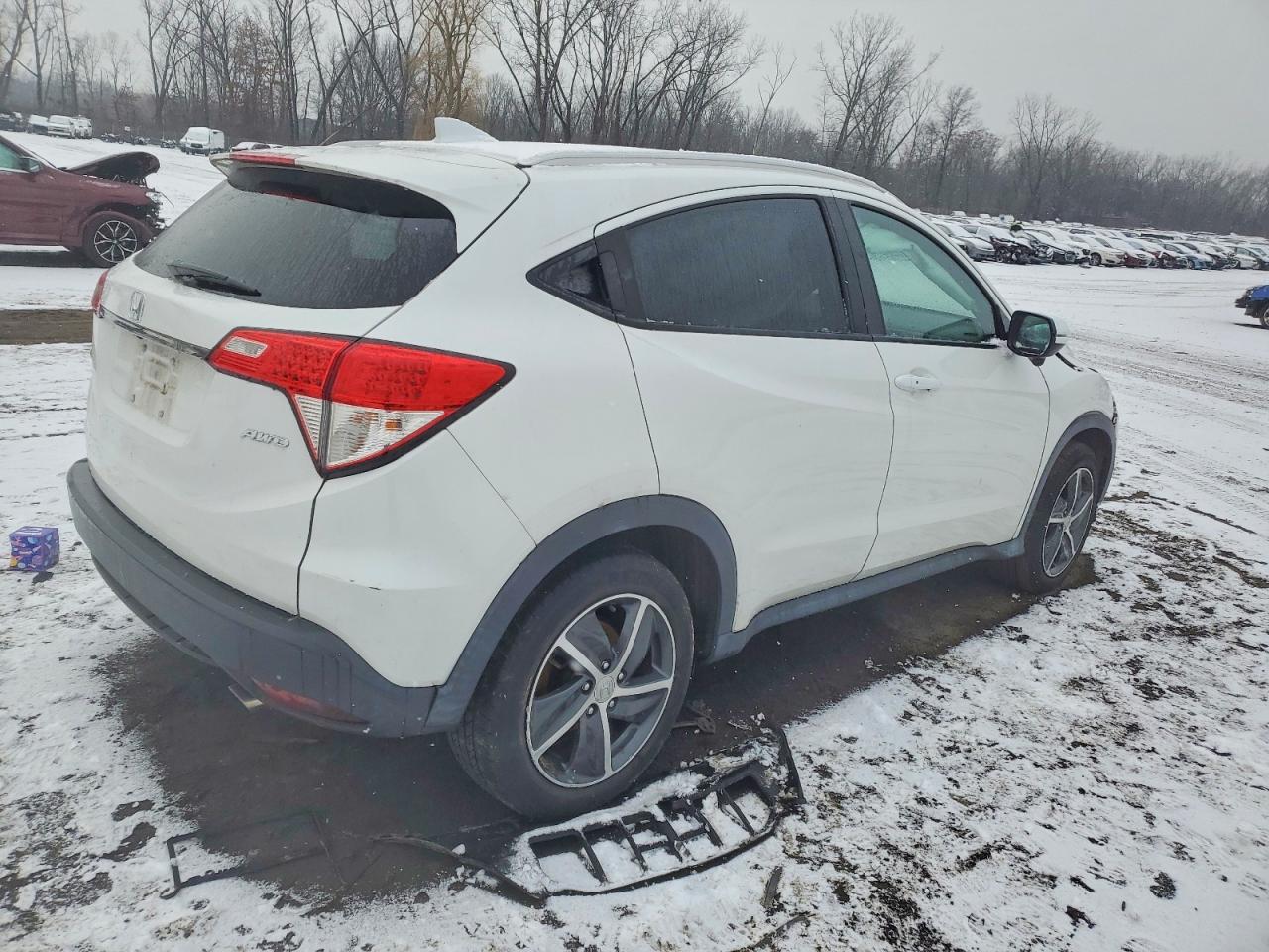 2021 HONDA HR-V EX photo 3