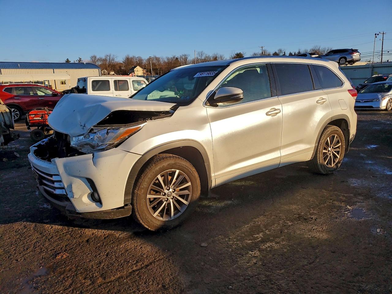 2017 TOYOTA HIGHLANDER