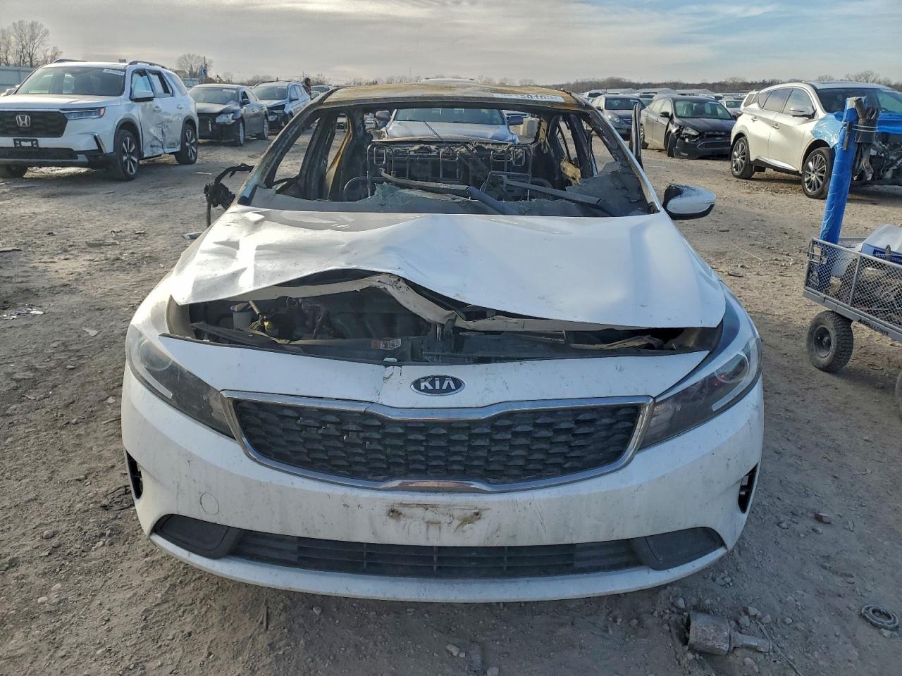 2018 KIA FORTE LX photo 5