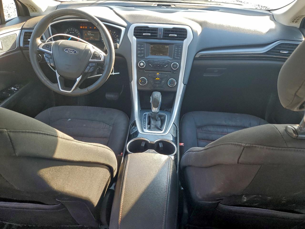 2014 FORD FUSION SE photo 8