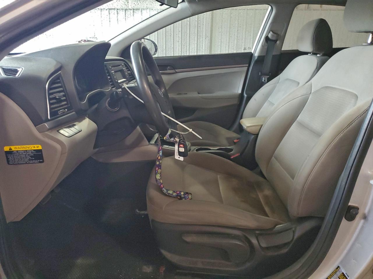 2018 HYUNDAI ELANTRA SE photo 7