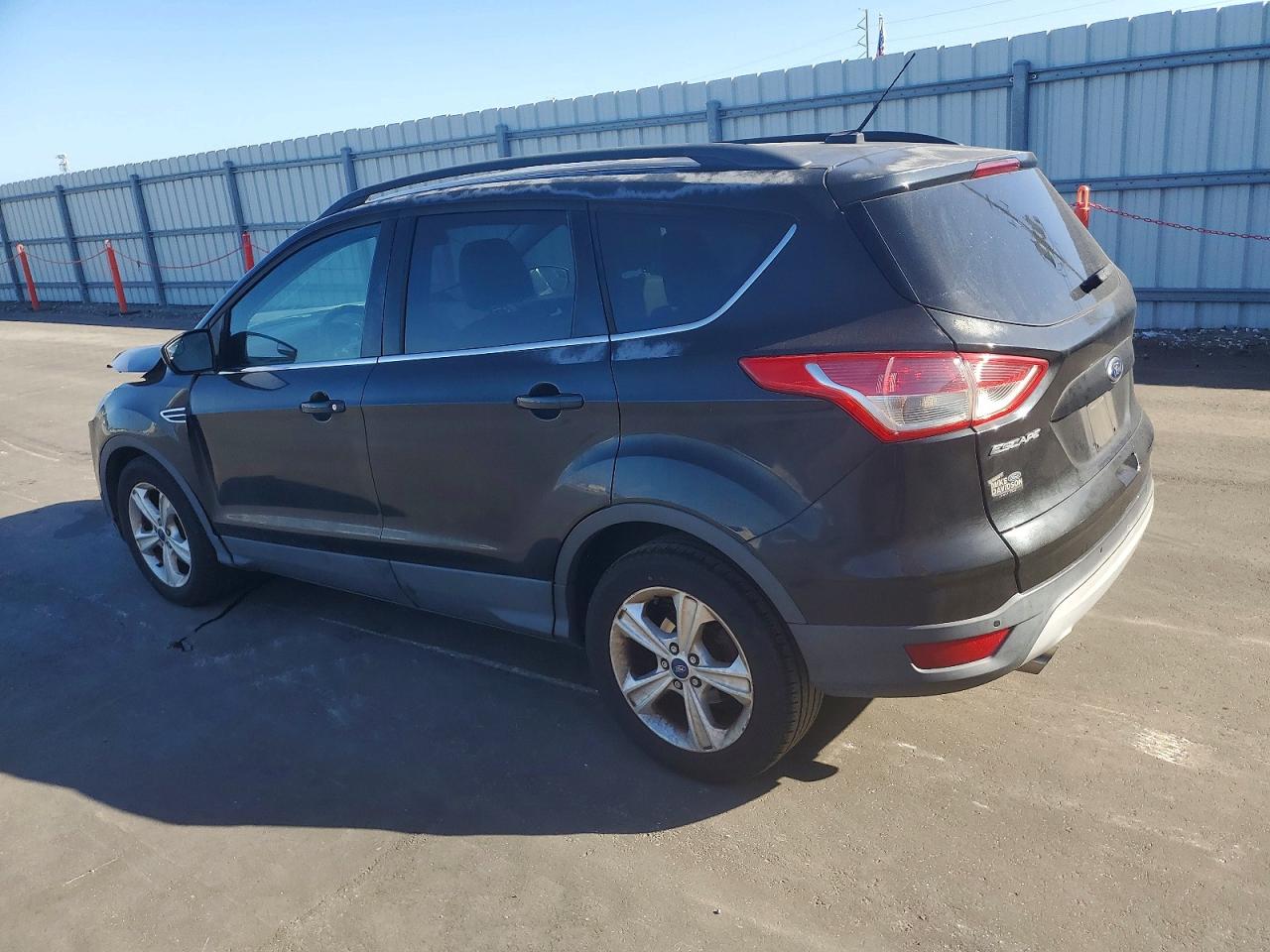2015 FORD ESCAPE SE photo 2