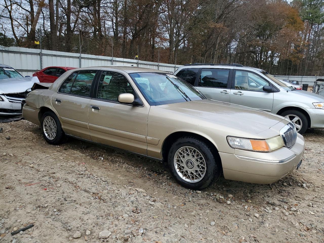 2000 MERCURY GRAND MARQUIS GS photo 4
