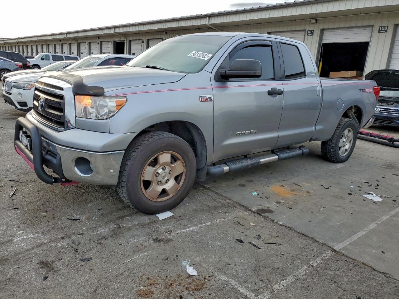 2013 TOYOTA TUNDRA
