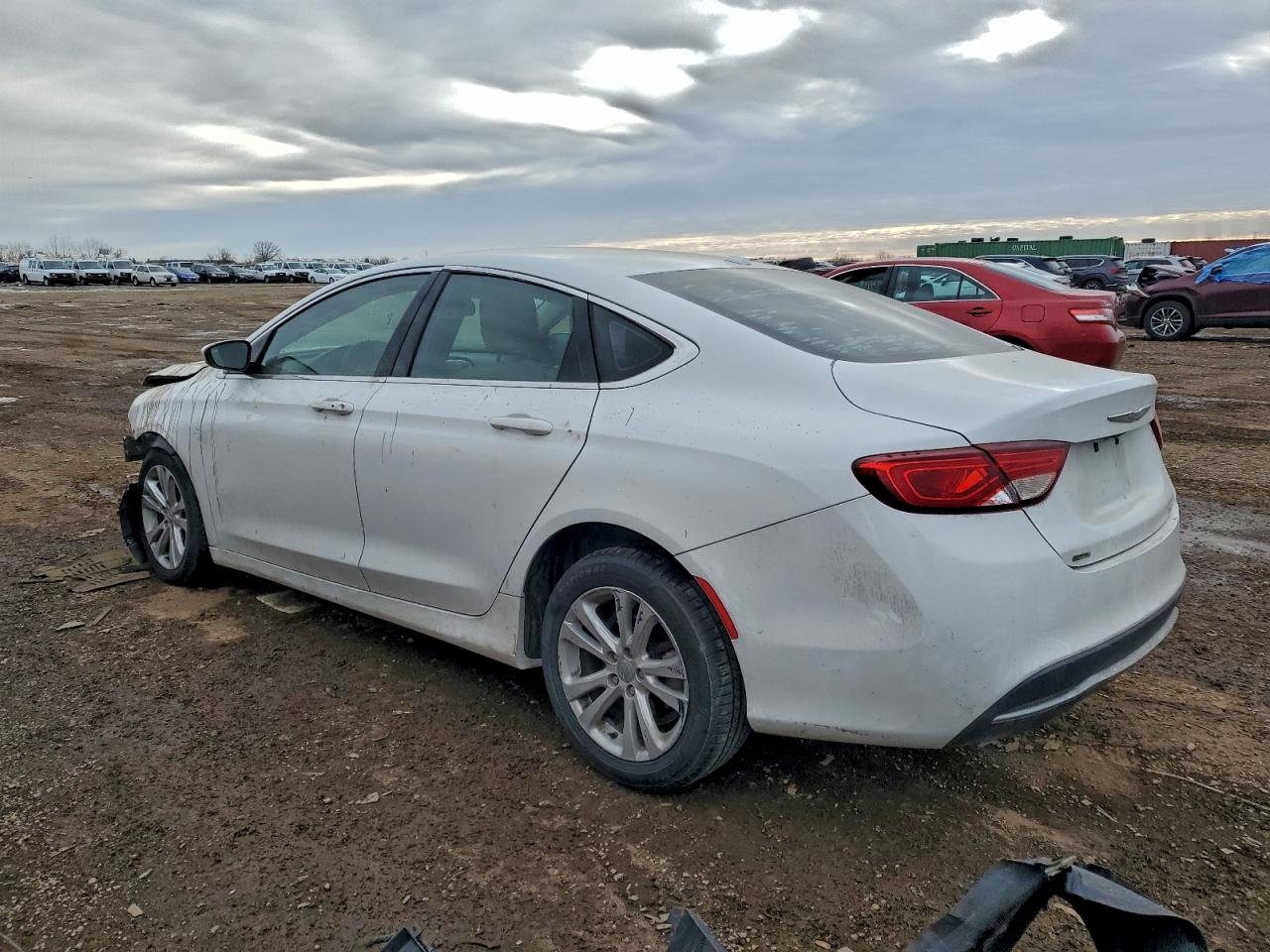 2015 CHRYSLER 200 LIMITED photo 2