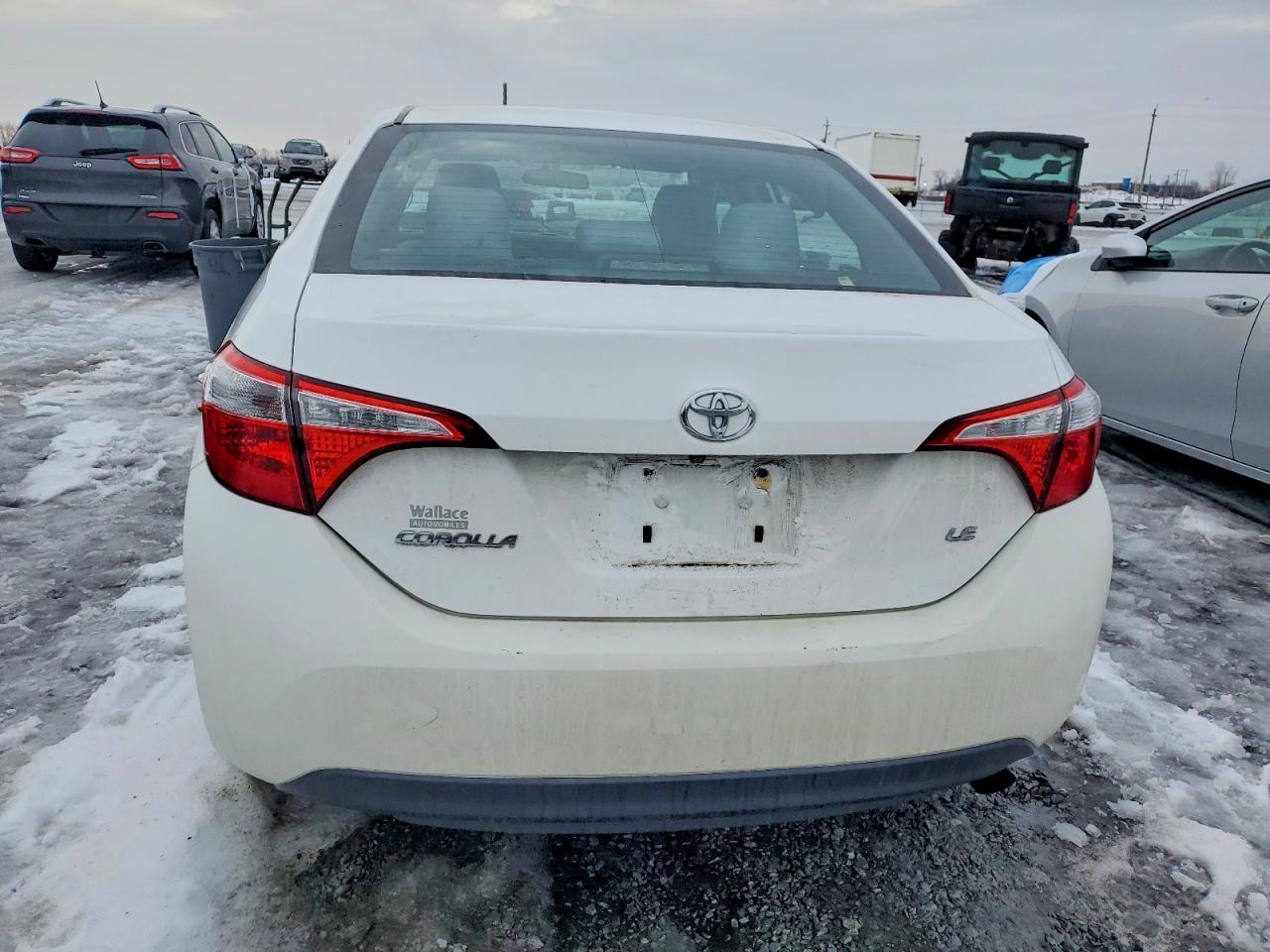 2014 TOYOTA COROLLA L photo 16