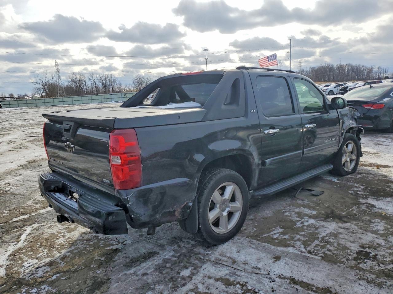 2007 CHEVROLET AVALANCHE K1500 photo 3