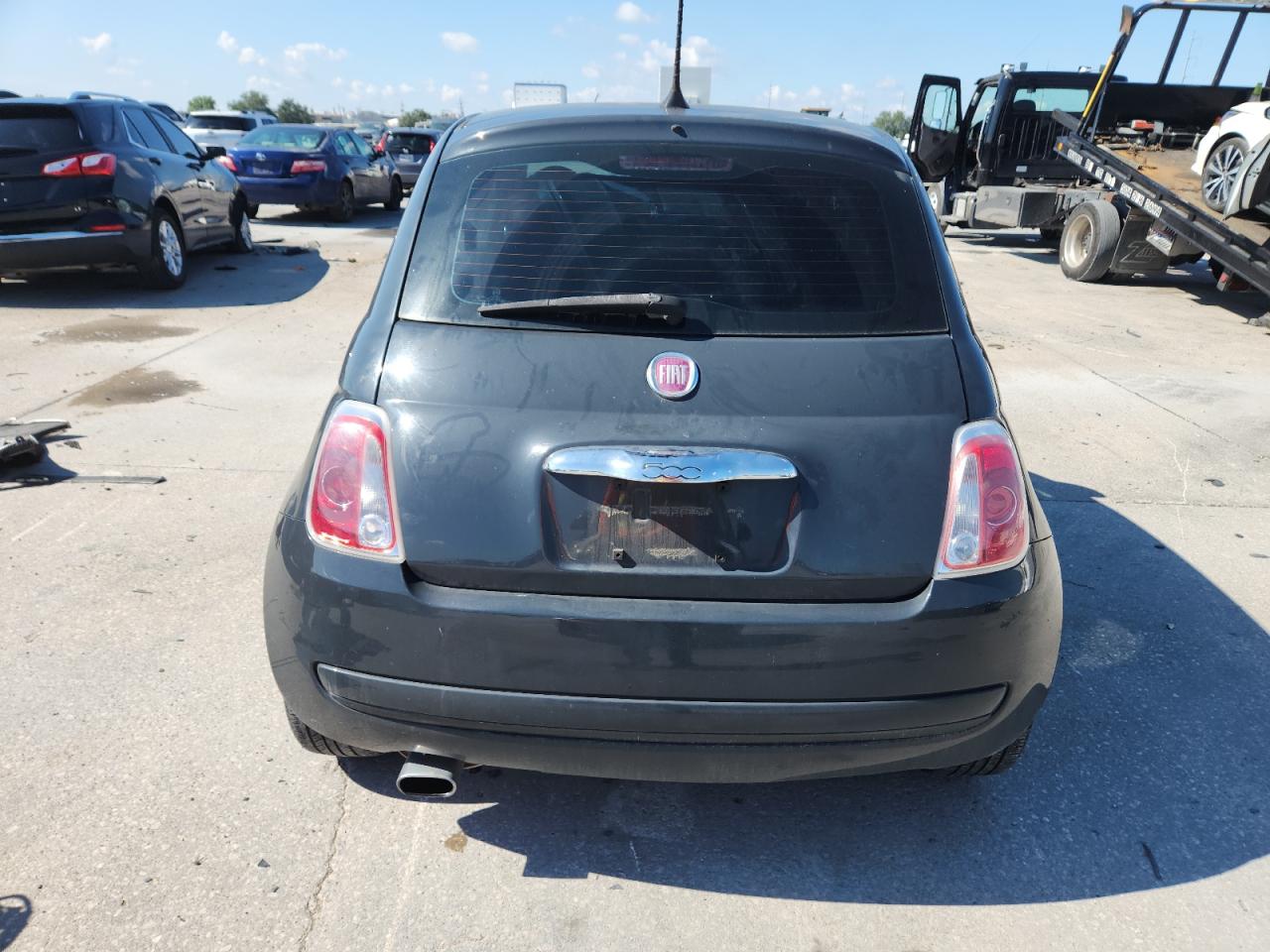 2017 FIAT 500 POP photo 6