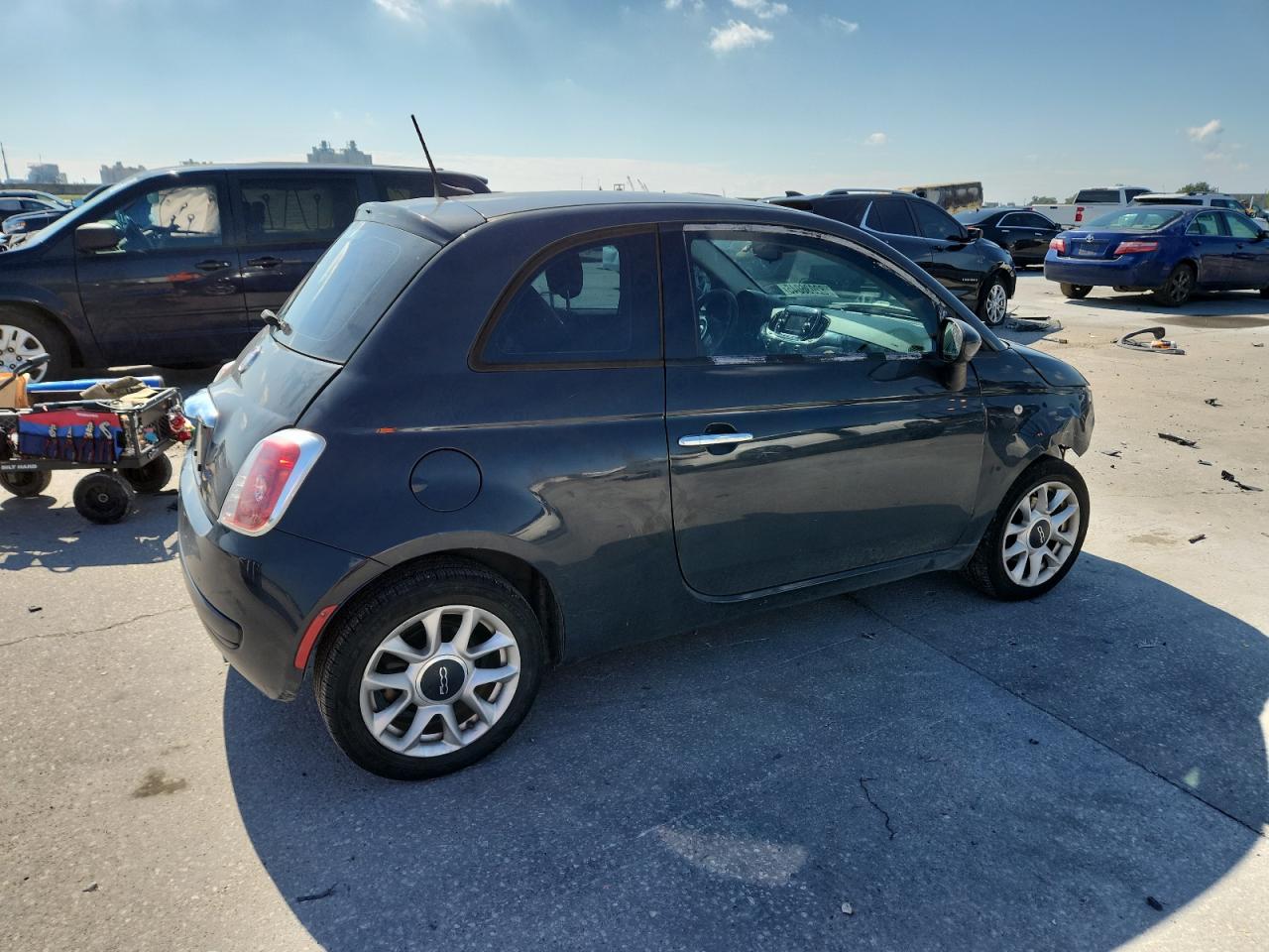 2017 FIAT 500 POP photo 3