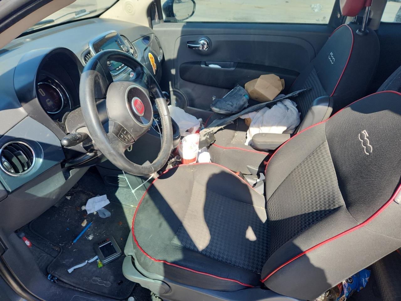 2017 FIAT 500 POP photo 7