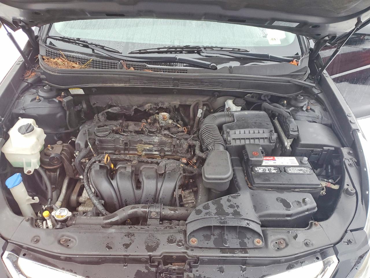 2013 HYUNDAI SONATA SE photo 11