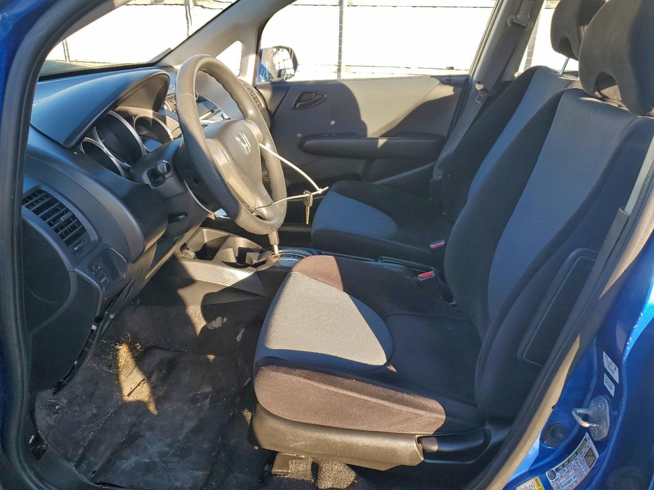 2008 HONDA FIT photo 7