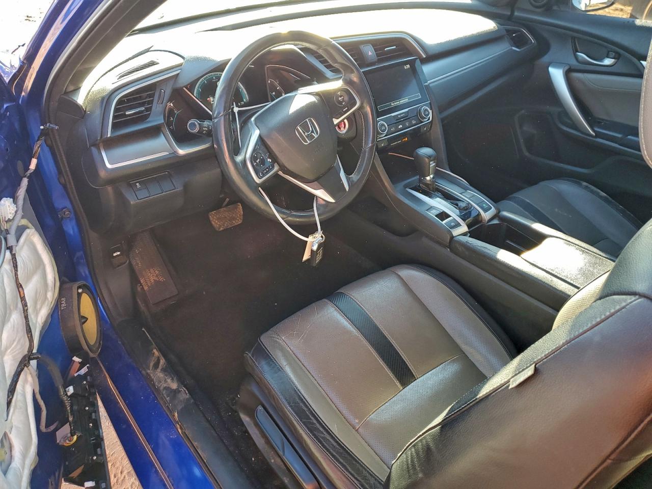 2017 HONDA CIVIC EXL photo 8