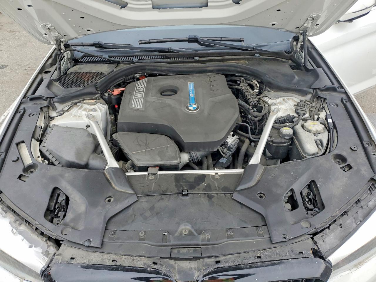 2019 BMW 530E photo 11