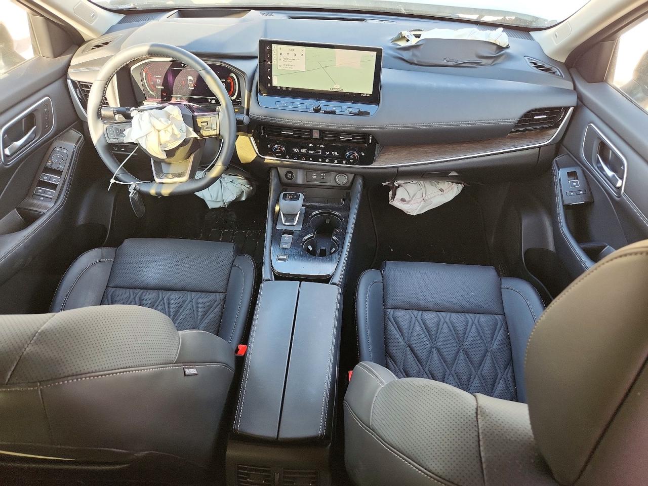 2025 NISSAN ROGUE PLATINUM photo 8