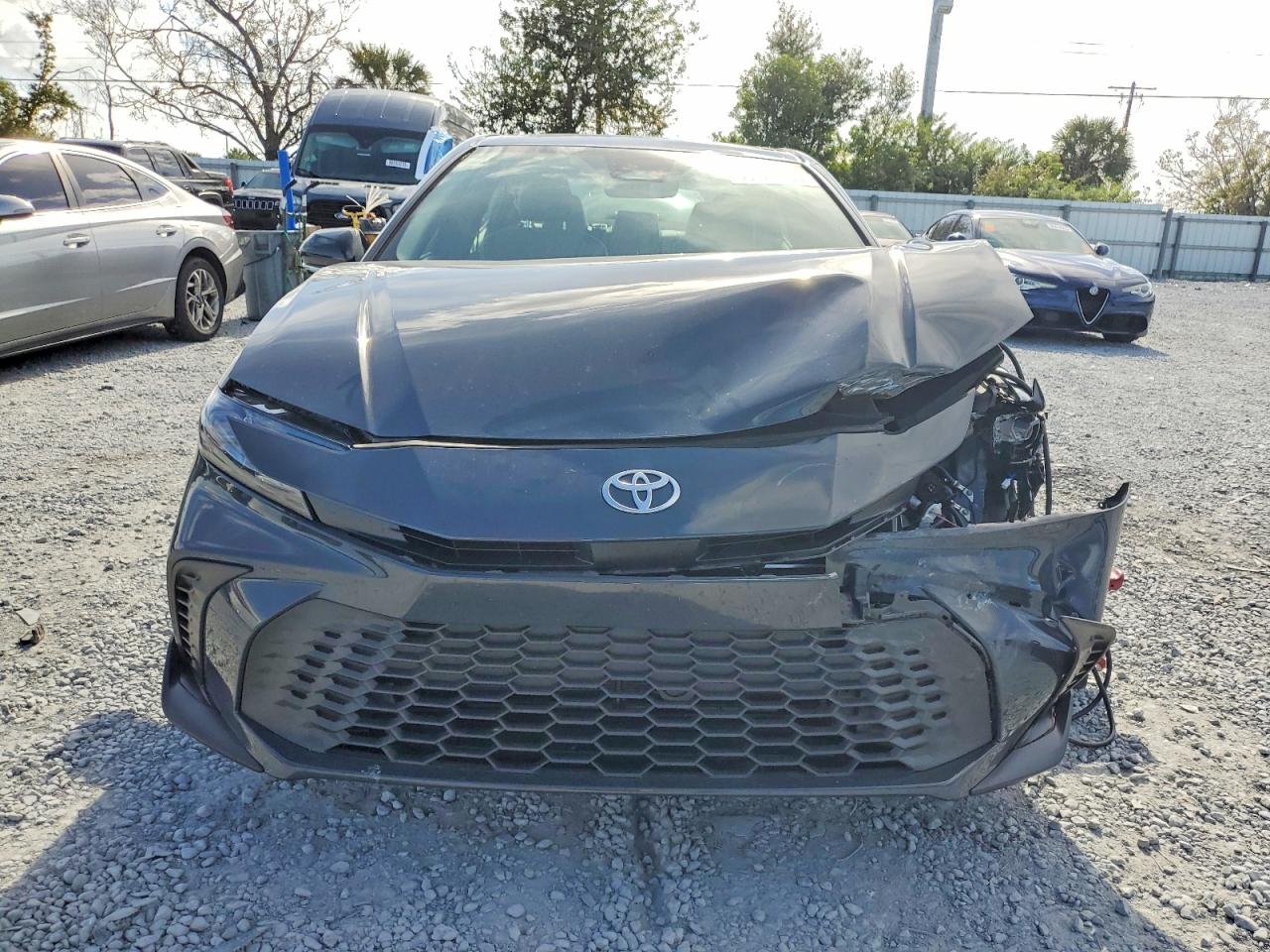 2025 TOYOTA CAMRY XSE photo 5