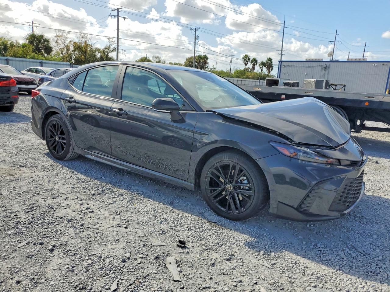 2025 TOYOTA CAMRY XSE photo 4