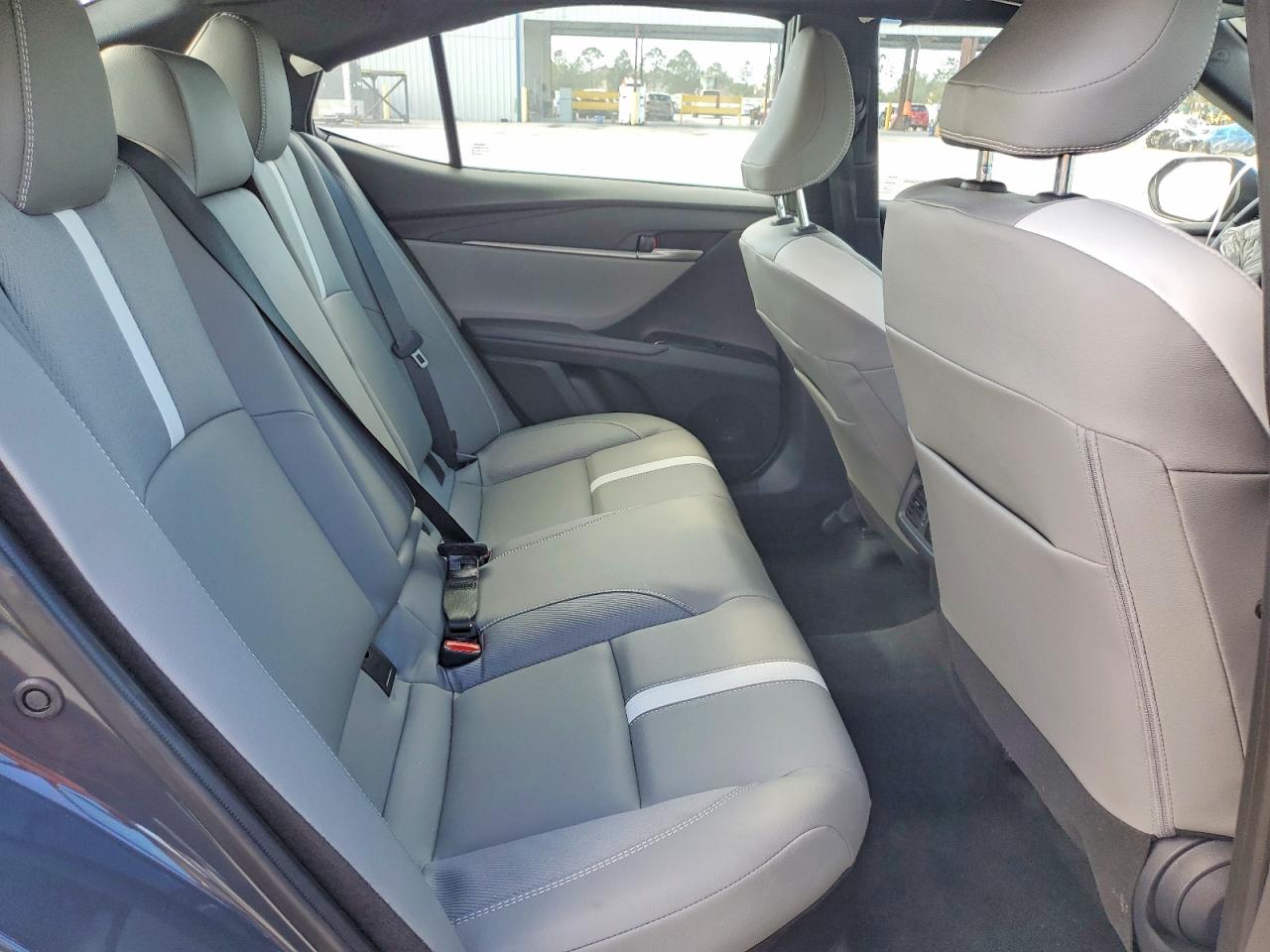 2025 TOYOTA CAMRY XSE photo 10