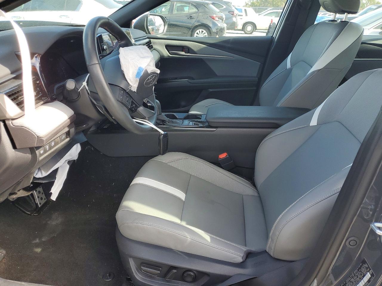 2025 TOYOTA CAMRY XSE photo 7