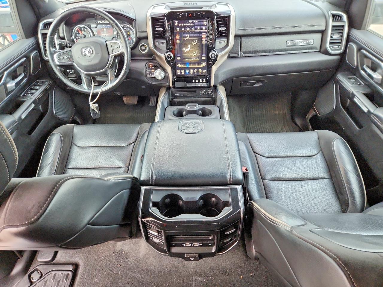 2019 RAM 1500 LARAMIE photo 8