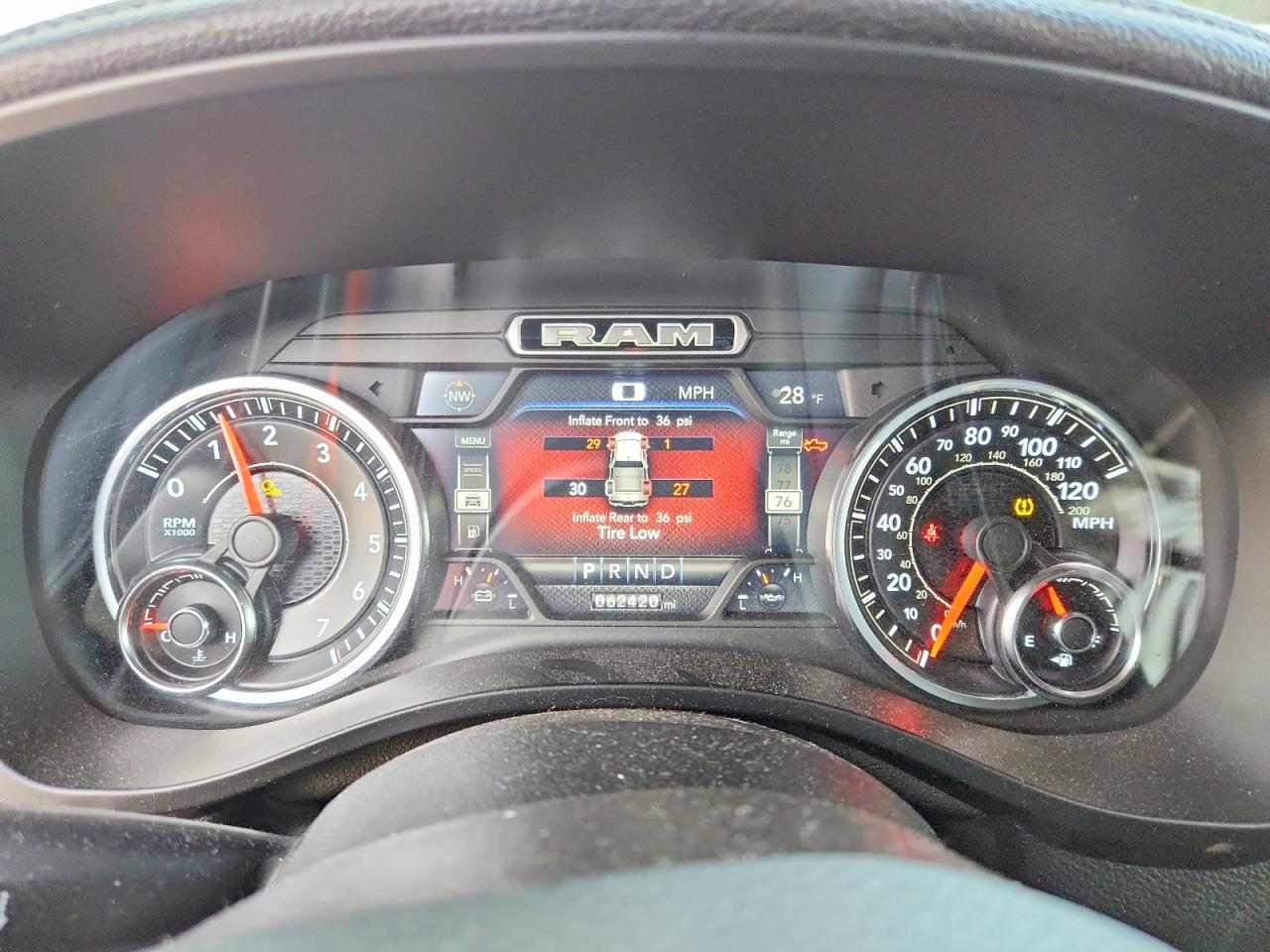 2019 RAM 1500 LARAMIE photo 9