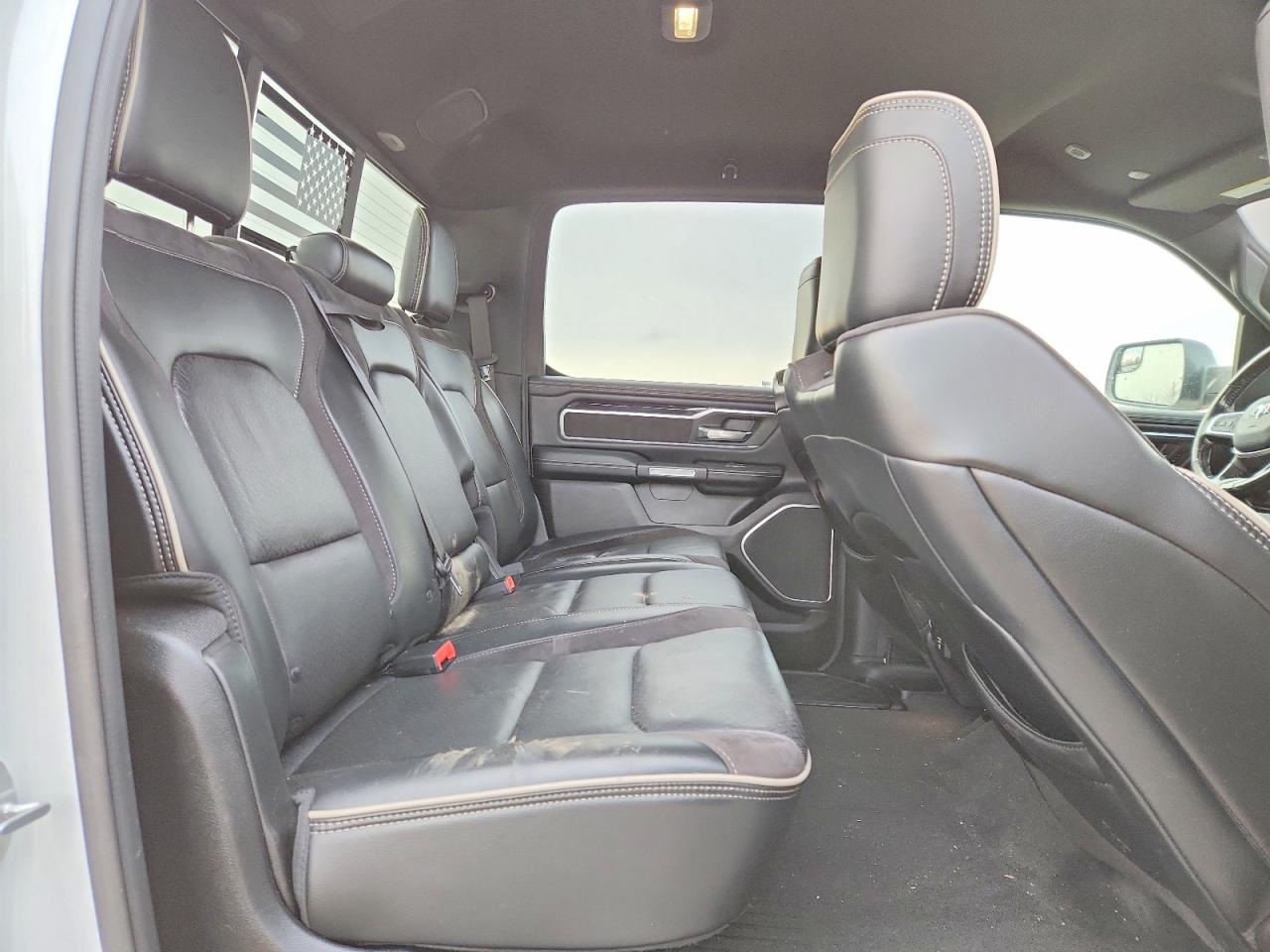 2019 RAM 1500 LARAMIE photo 10