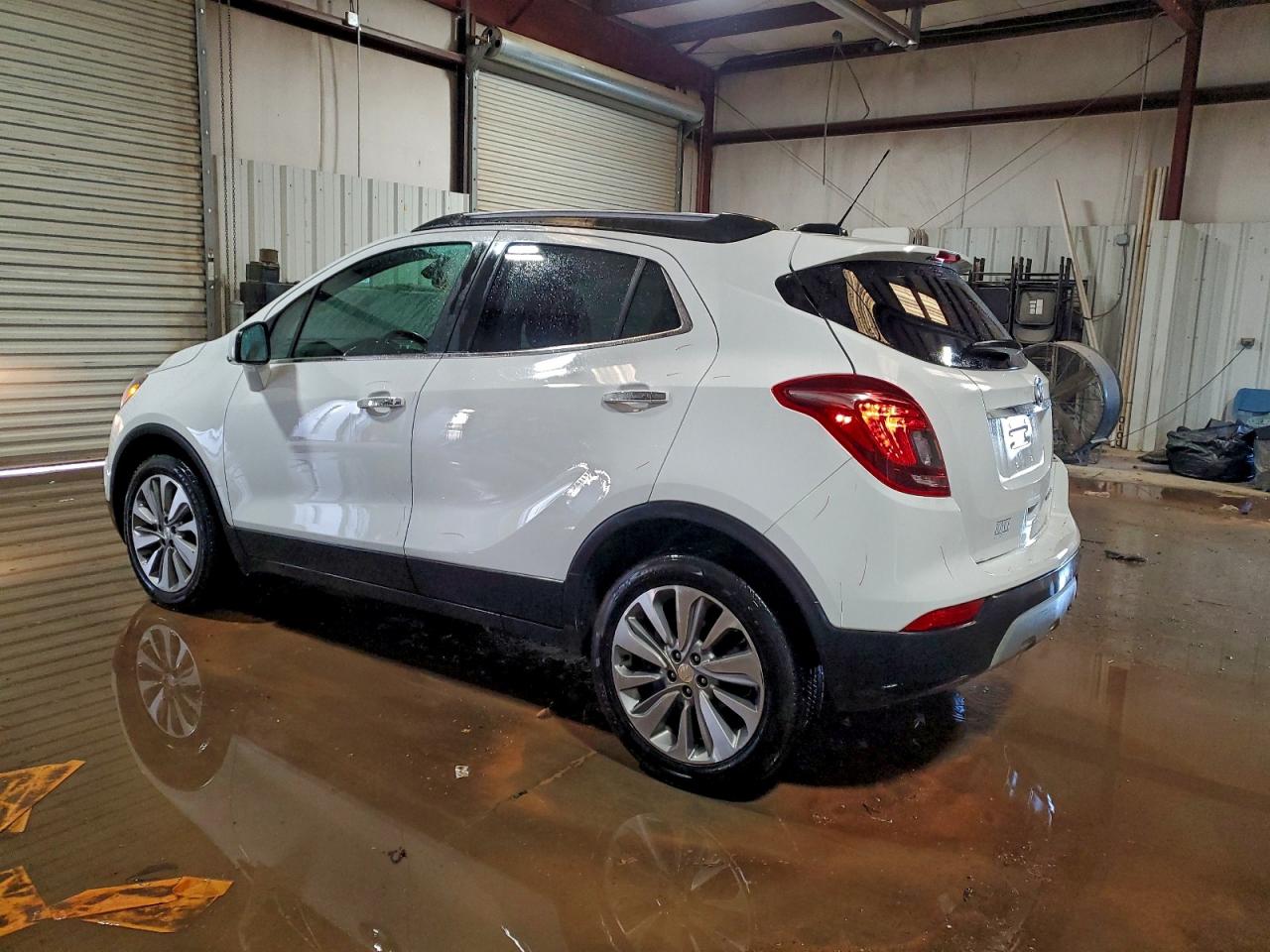 2020 BUICK ENCORE PREFERRED photo 2