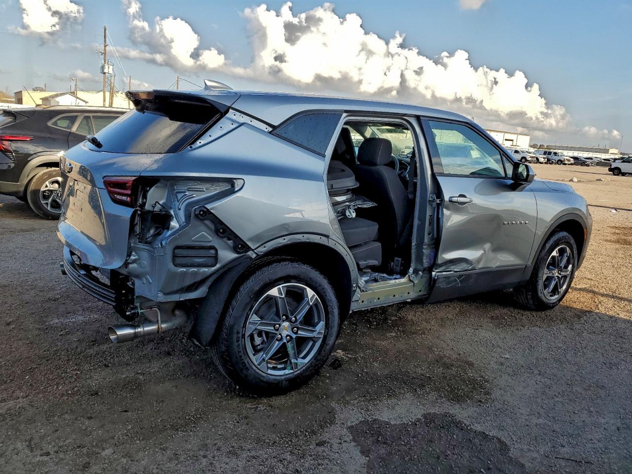 2025 CHEVROLET BLAZER 2LT photo 3
