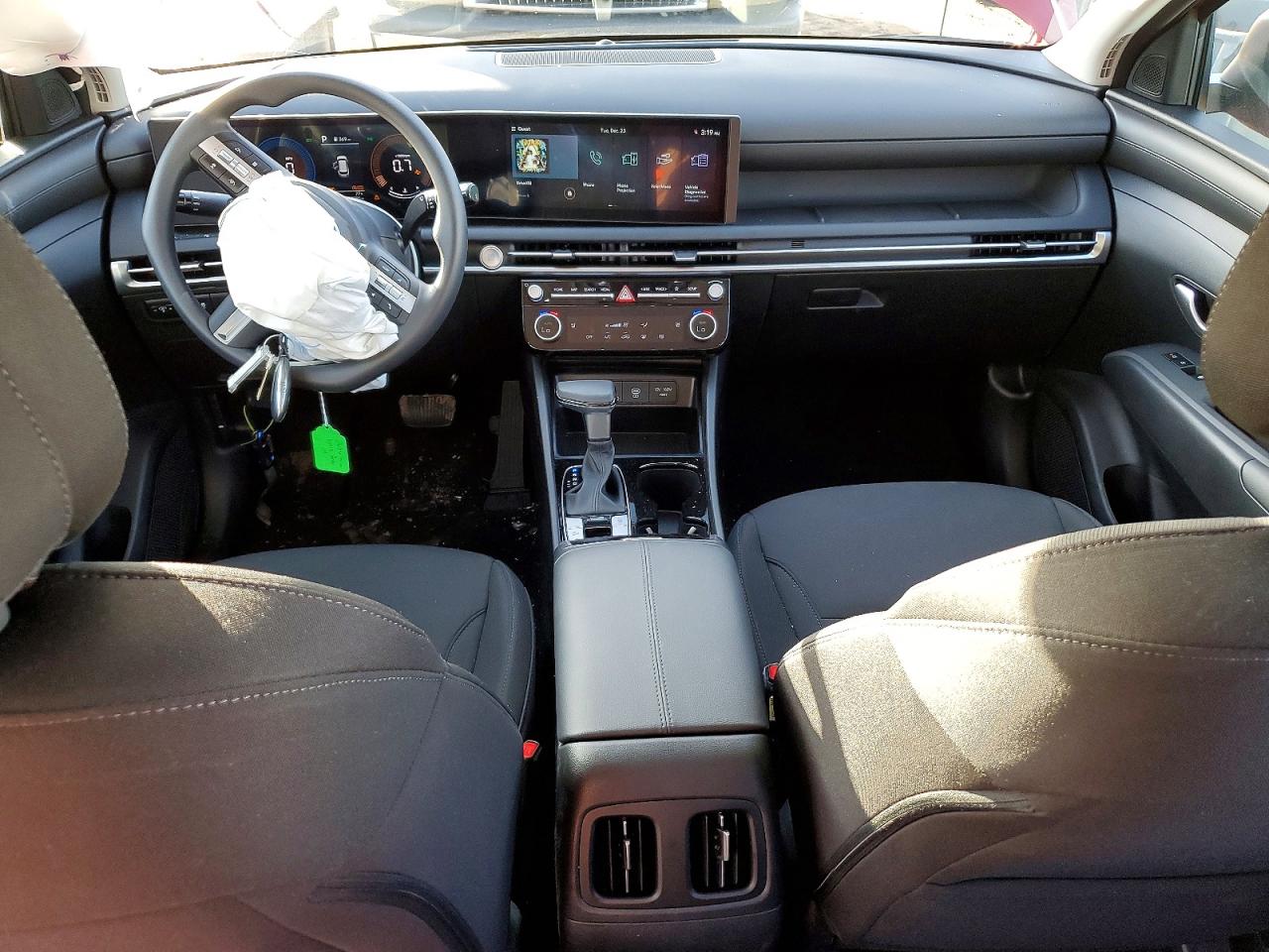 2026 HYUNDAI TUCSON SEL photo 8