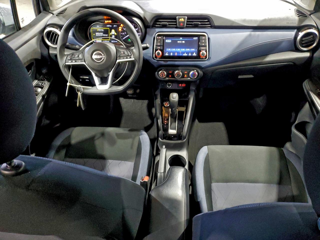 2025 NISSAN VERSA SV photo 8