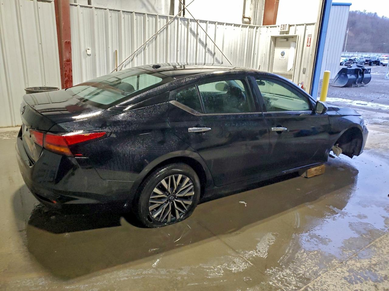 2025 NISSAN ALTIMA SV photo 3