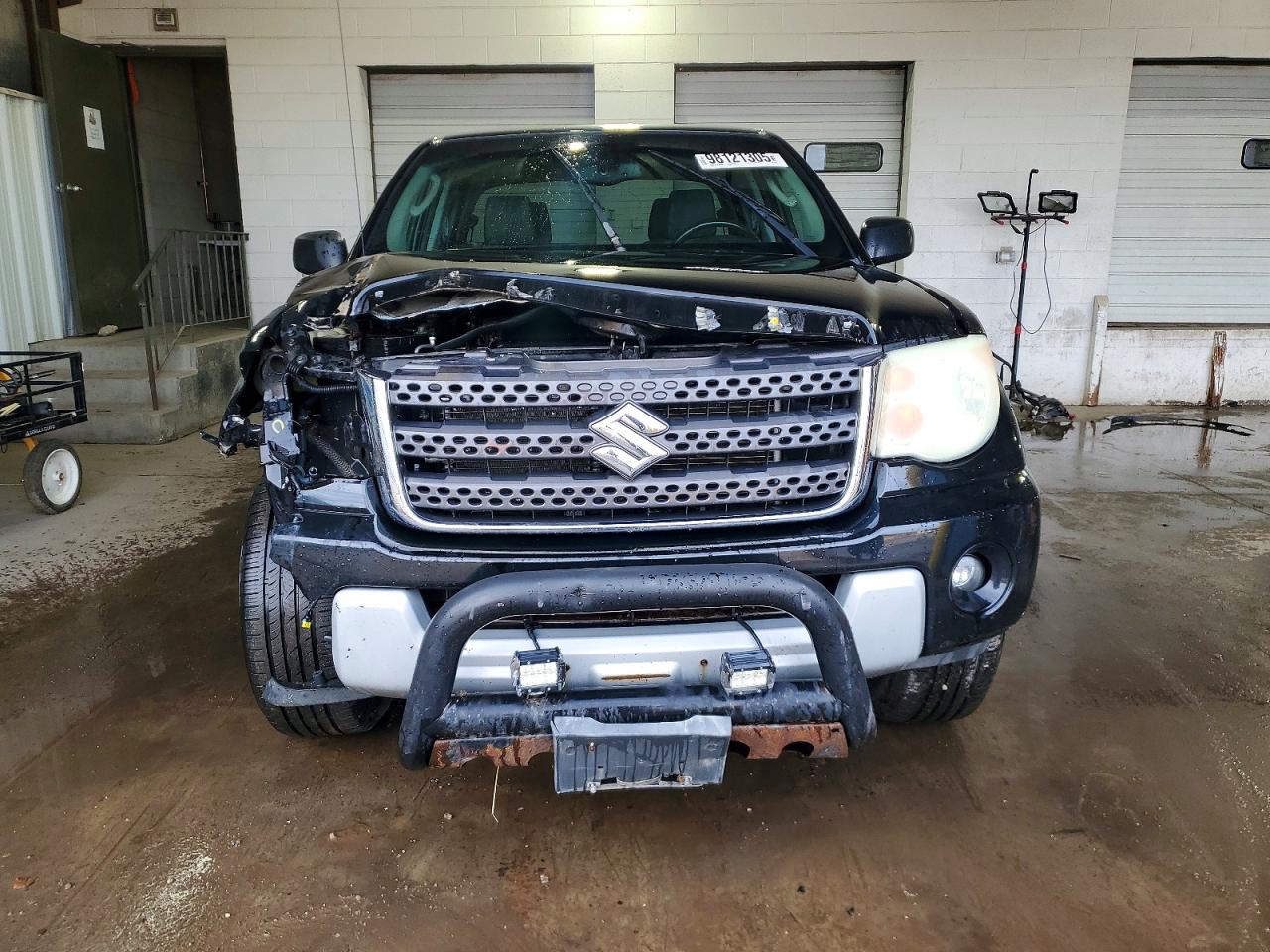 2010 SUZUKI EQUATOR SPORT photo 5