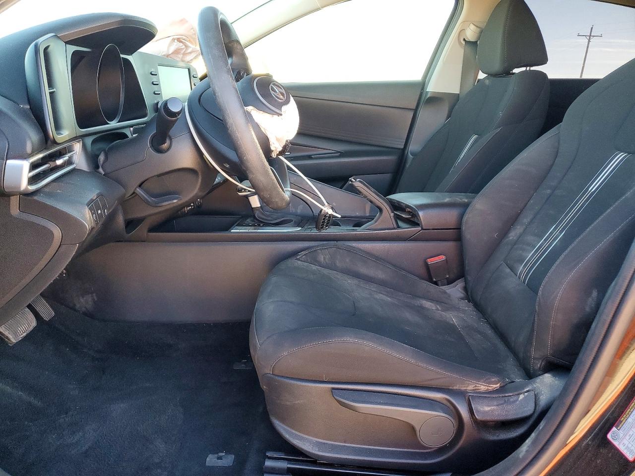 2023 HYUNDAI ELANTRA SEL photo 7