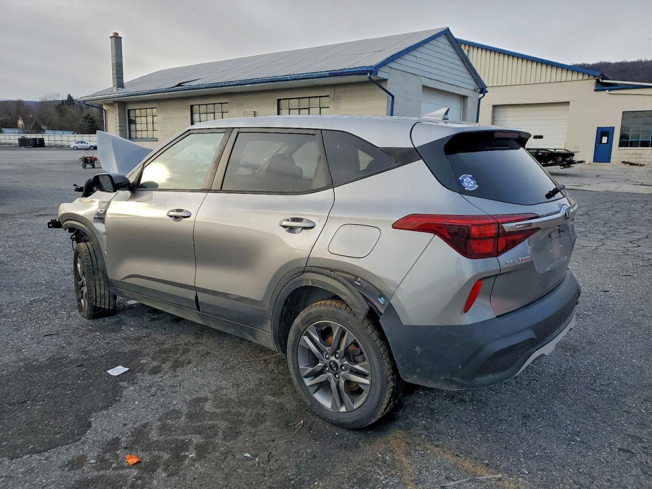 2021 KIA SELTOS LX photo 3