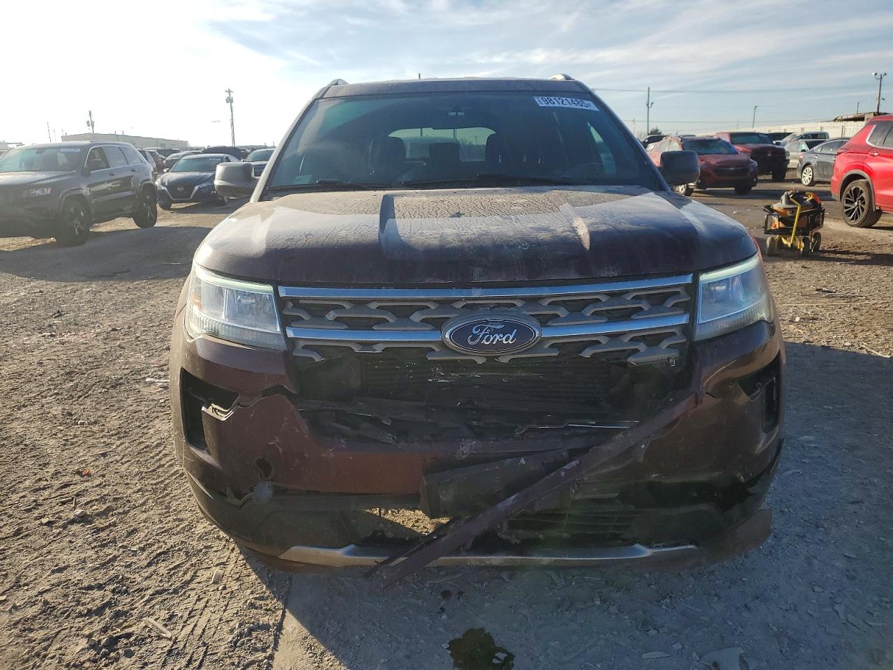 2018 FORD EXPLORER XLT photo 5