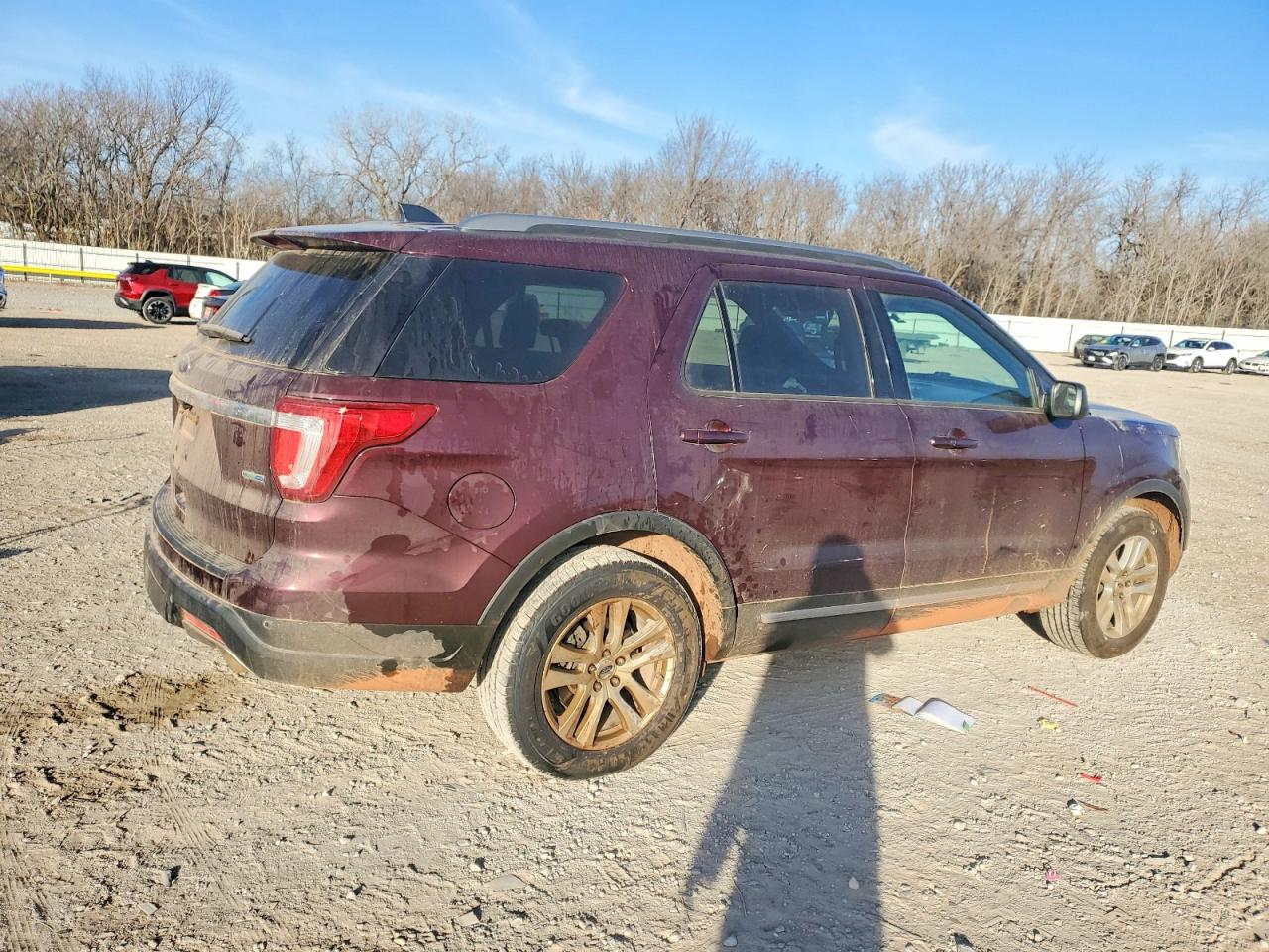 2018 FORD EXPLORER XLT photo 3