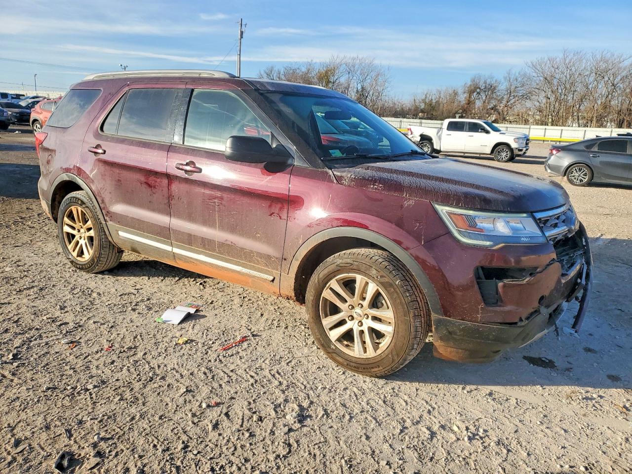 2018 FORD EXPLORER XLT photo 4