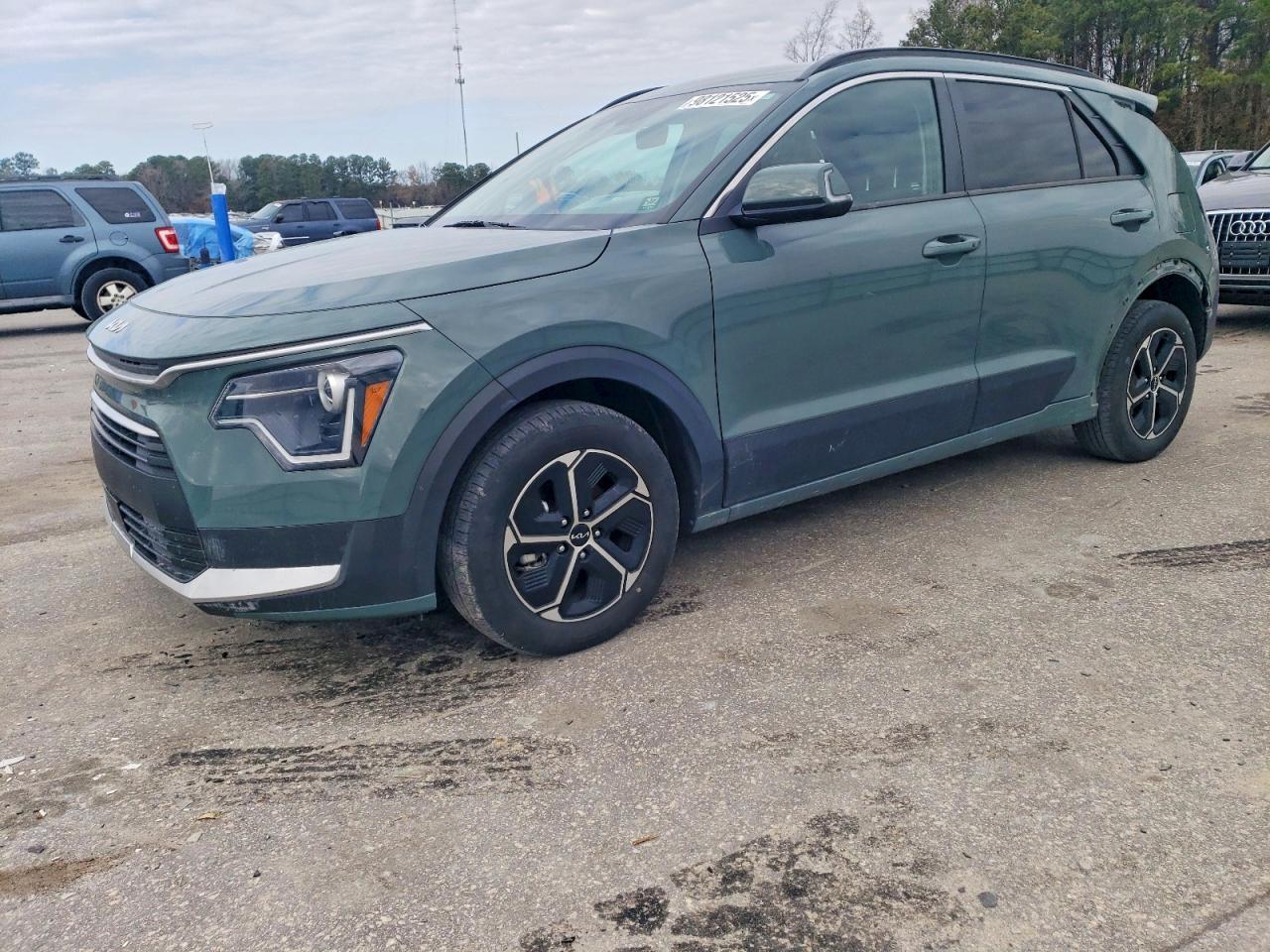 2023 KIA NIRO